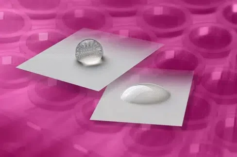 Changing the wettability of a surface by plasma treatment. 